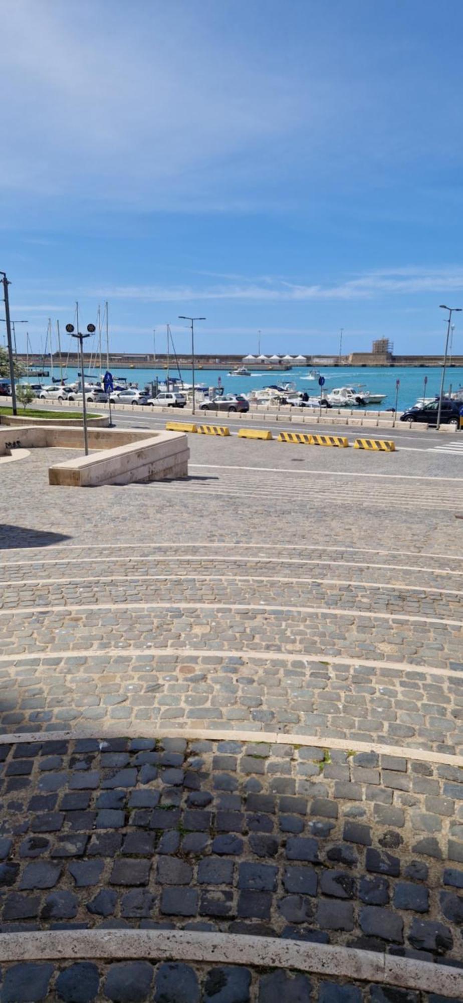 Md House Panzió Civitavecchia Kültér fotó